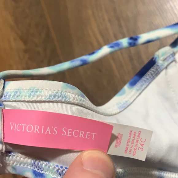 Victoria’s Secret Bikini Top - Picture 3 of 3